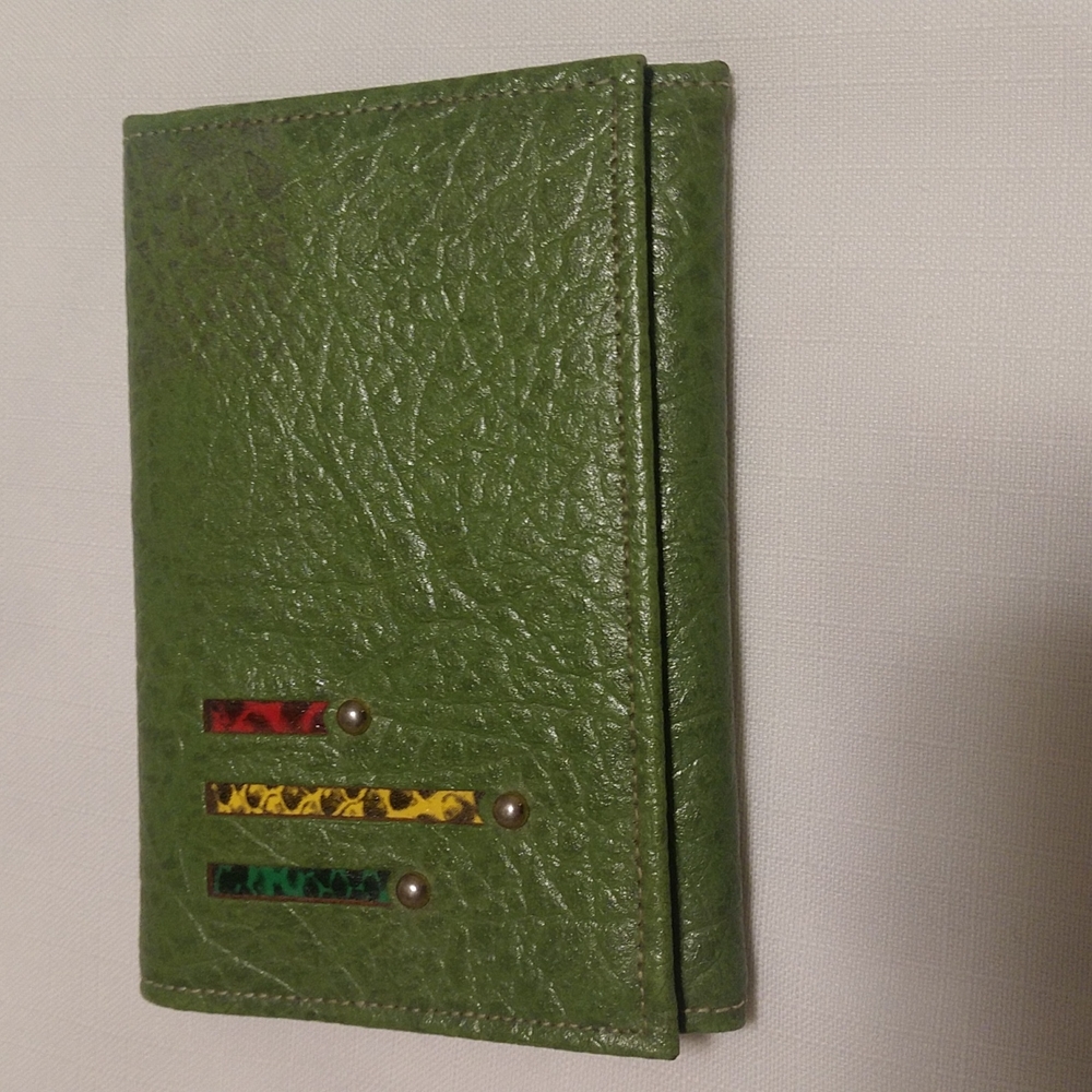 *Host Pick* Vintage 60s Princess Gardner Green Leather Tri-fold Wallet